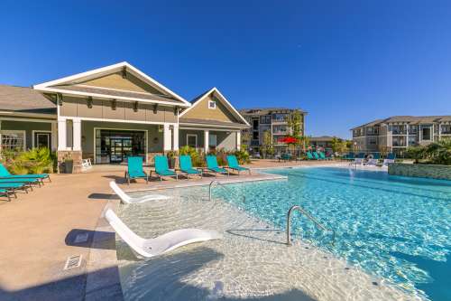 2026-08/Pool 1RqvD11786504129.jpg